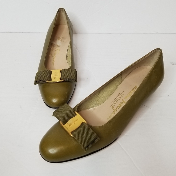 Salvatore Ferragamo heels - Picture 2 of 8